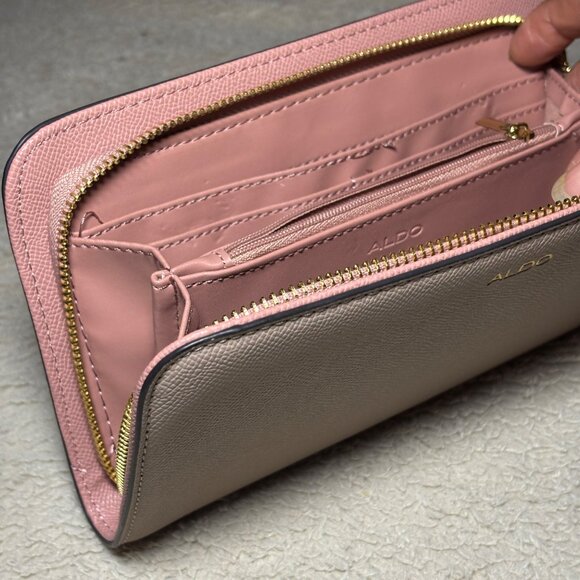 New Aldo Zip-Around Wallet Pocketbook With Multiple Card Slots Pink Beige NWOT - Picture 7 of 11